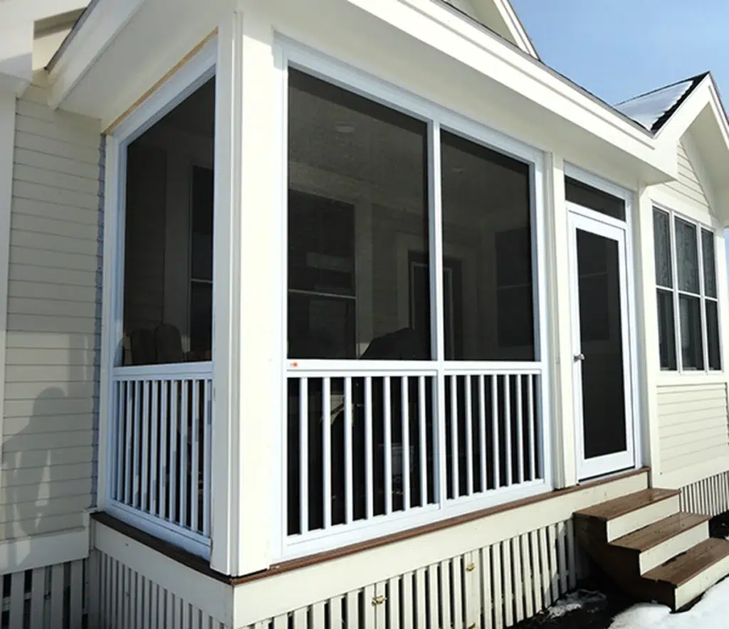 Integrated Screen Railing, Sleek & Durable Outdoor Protection